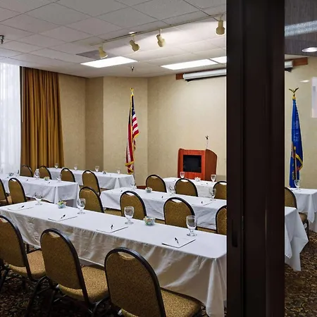 Radisson Hotel Bismarck-3