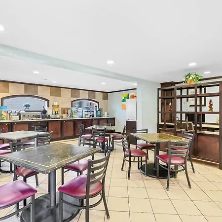 Quality Inn Madras-3