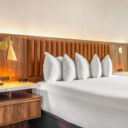 Lodge Geneva National-3