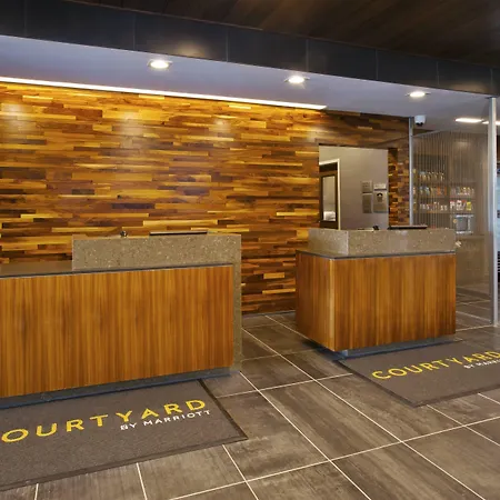 Courtyard By Marriott St. Joseph-Benton Harbor-3