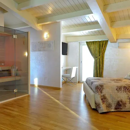Jolie Bed And Breakfast-2