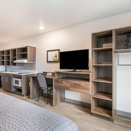 Woodspring Suites Missoula-2