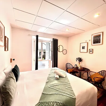 Marisol - Self Check-In Guesthouse - Adults Only-2