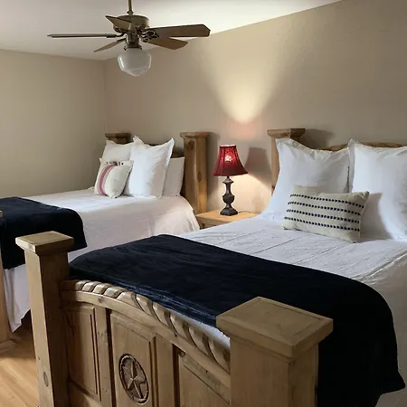 Schmitz Bed & Breakfast-3