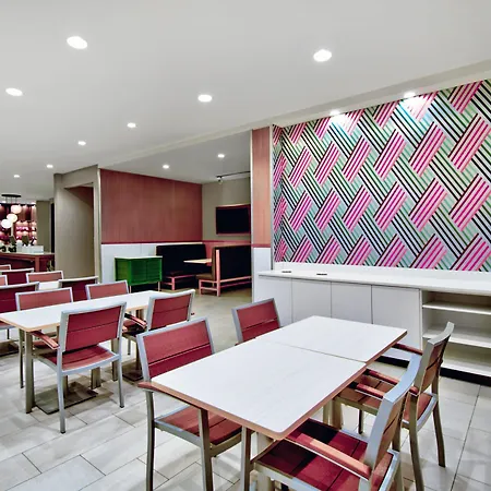 Holiday Inn - Erie By Ihg-3