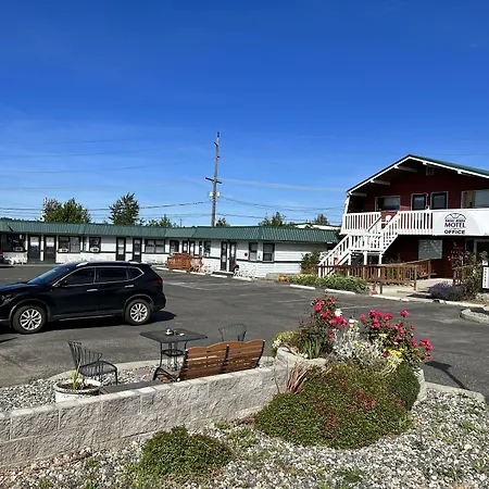 Great House Motel-3