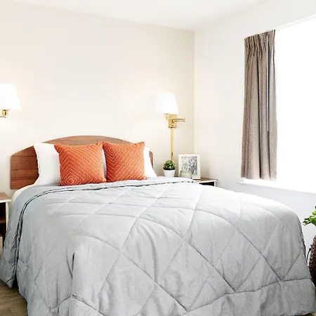 Intown Suites Extended Stay Albuquerque Nm-2