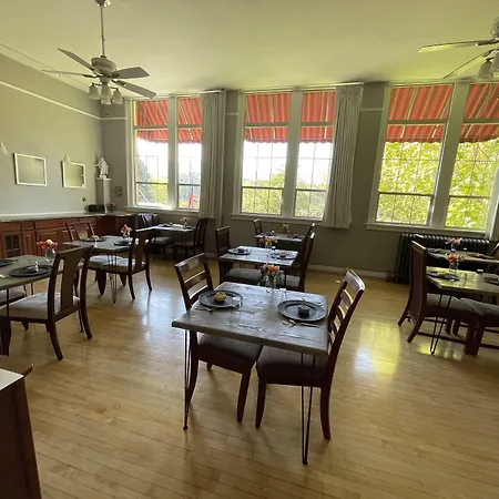Northside School Bed & Breakfast-2