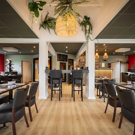 Zenith Hotel Caen-2