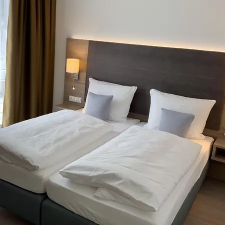 StadtHotel ARTE-2
