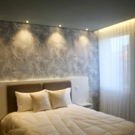 A Rendilheira Charm Suites-2