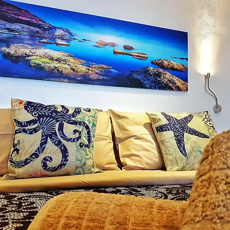 Brezza Marina Guesthouse-2