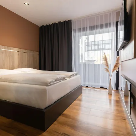 24Seven Hotel Schwabach-3