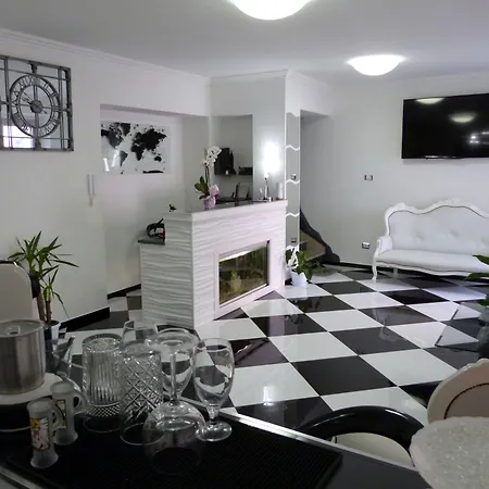 Clelia'S Boutique Rooms & Suites-2