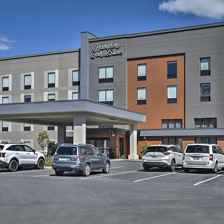 Hampton Inn & Suites Keene-2