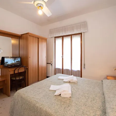 Hotel Tirreno-2