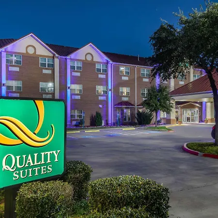 Quality Suites Addison-Dallas-2