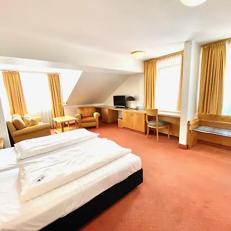 Rebgarten Hotel Schulgasse-2