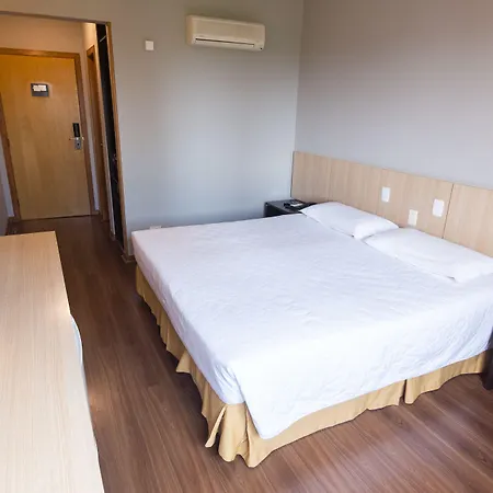 Hotel Campo Largo Express-3
