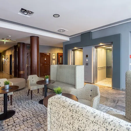 SL'otel im Parforcehaus-3