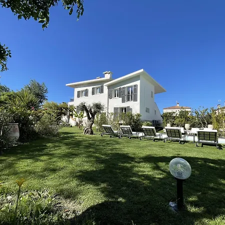 Villa Louise-Rose-3