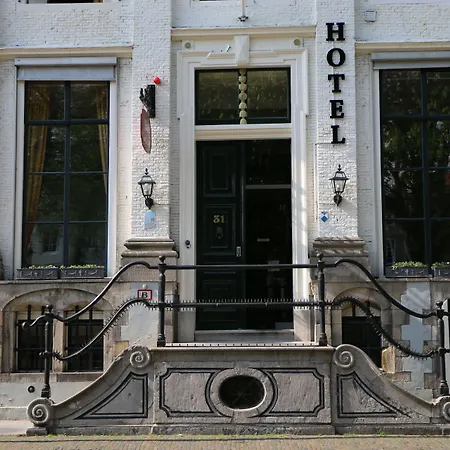 Logies Aan De Dam-2