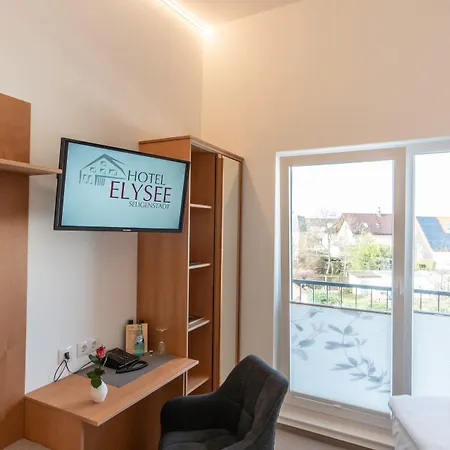 Hotel Elysee-2