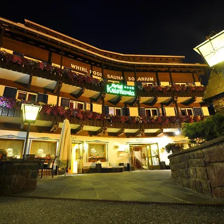 Kristiania Small Dolomites Hotel-3