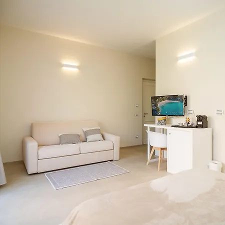Enjoy Your Stay - Guest House - Olbia-3