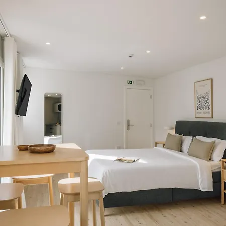 Lisbon Oriente Suites By Olala Homes-3