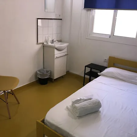 Click & Room-3