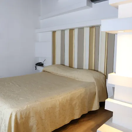 Albergo Del Centro Storico-2