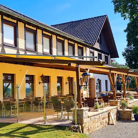 Hotel Waldquelle - Baumhaushotel Aerzen-3