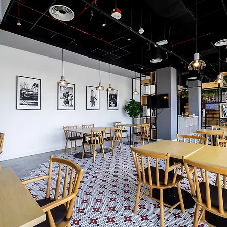 Ink Hotel-2