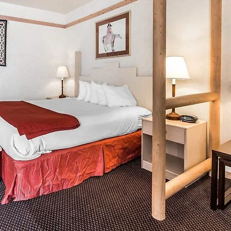 Quality Suites Moab Near Arches National Park-3
