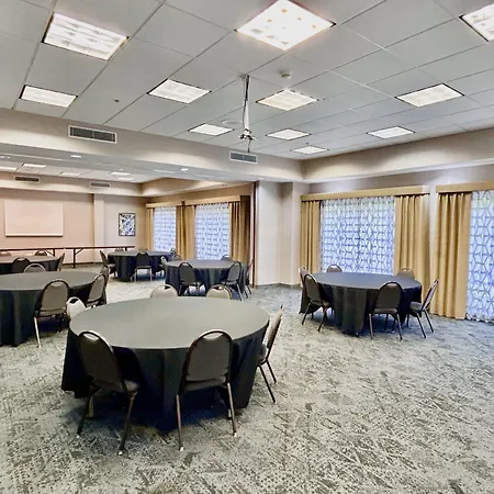 Holiday Inn Express & Suites Lexington By Ihg-3