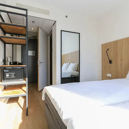 Fletcher Hotel Rotterdam-Airport-2