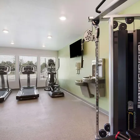 Woodspring Suites Fort Mill-3