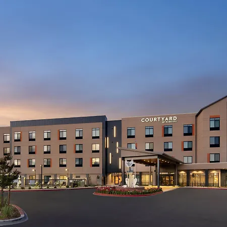 Courtyard By Marriott Petaluma Sonoma County-2