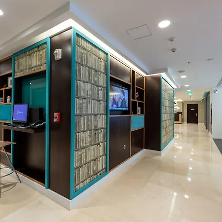 Premier Inn Doha Airport-2