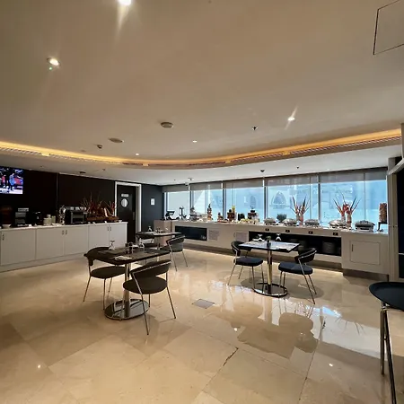 Premier Inn Doha Airport-3