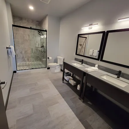 Watershed Hotel-2