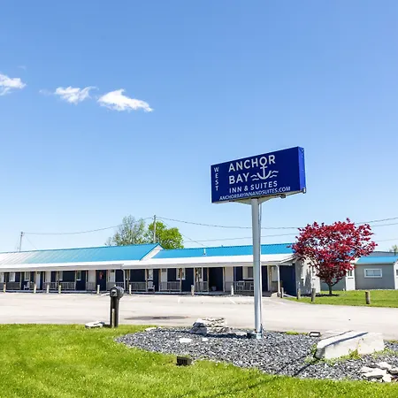 Anchor Bay Inn And Suites-2