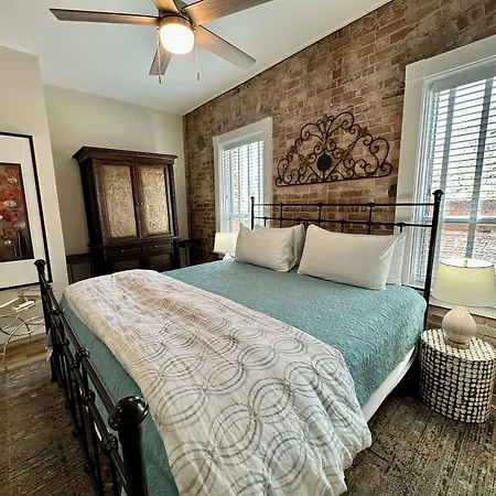 Bisbee Brownstone Suites-3