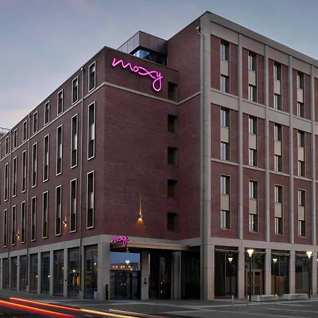 Moxy Edinburgh-3