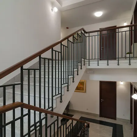 Luxury Rooms Near The Beach1-2