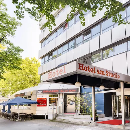 Enjoy Hotel Am Studio-2