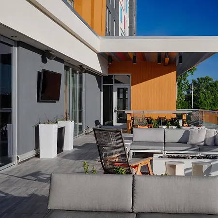Aloft By Marriott Columbus University District-2