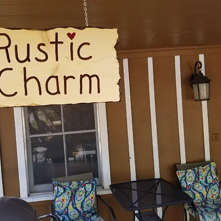 Grey Squirrel Resort-2