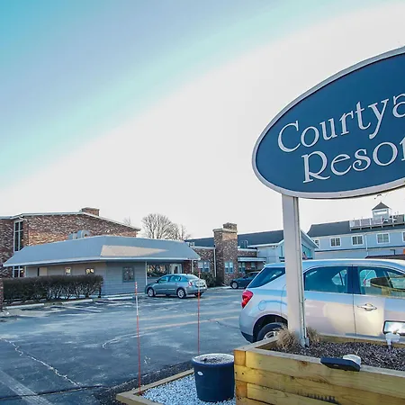 Courtyard Resort-2